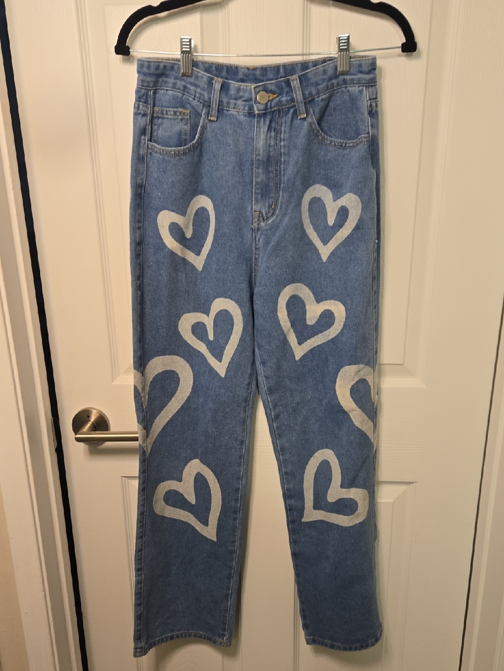 White Heart Straight-Leg Jeans - Light Blue Denim